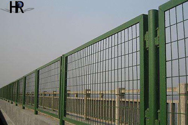 刀片刺繩選購(gòu)注意事項(xiàng) 刀片刺繩選購(gòu)注意事項(xiàng)