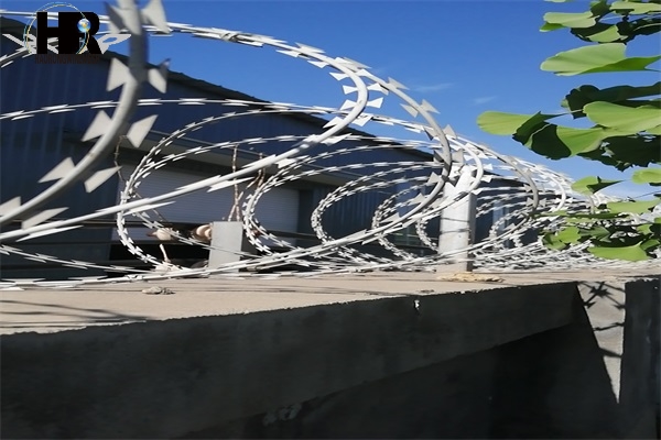 采購鍍鋅刀片刺繩注意事項 采購鍍鋅刀片刺繩注意事項